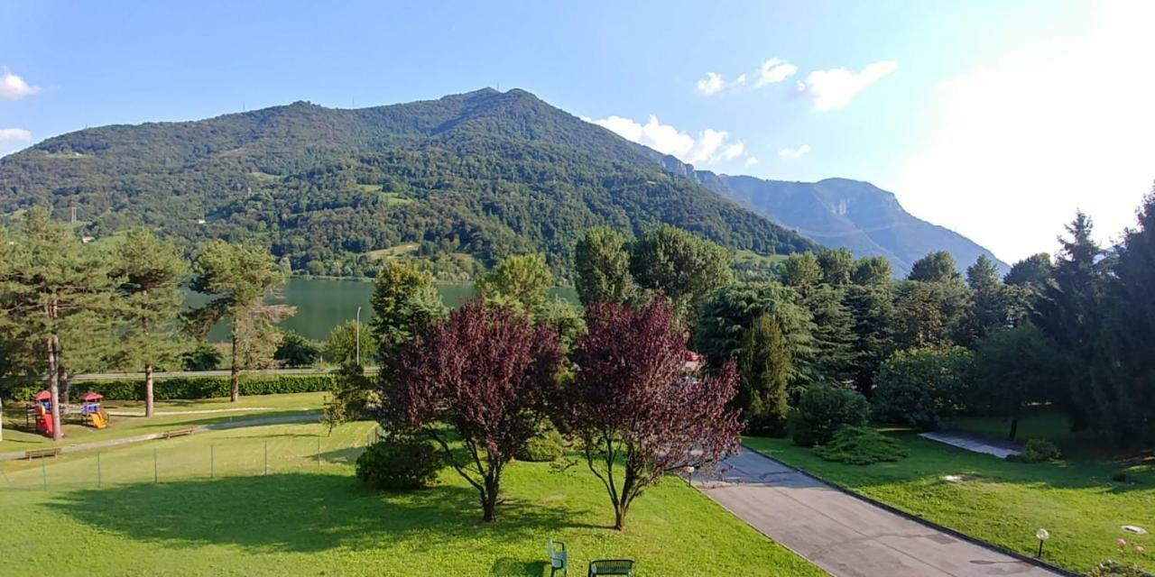 شقة Ranzanico  في Bellavista Lago D'Endine المظهر الخارجي الصورة