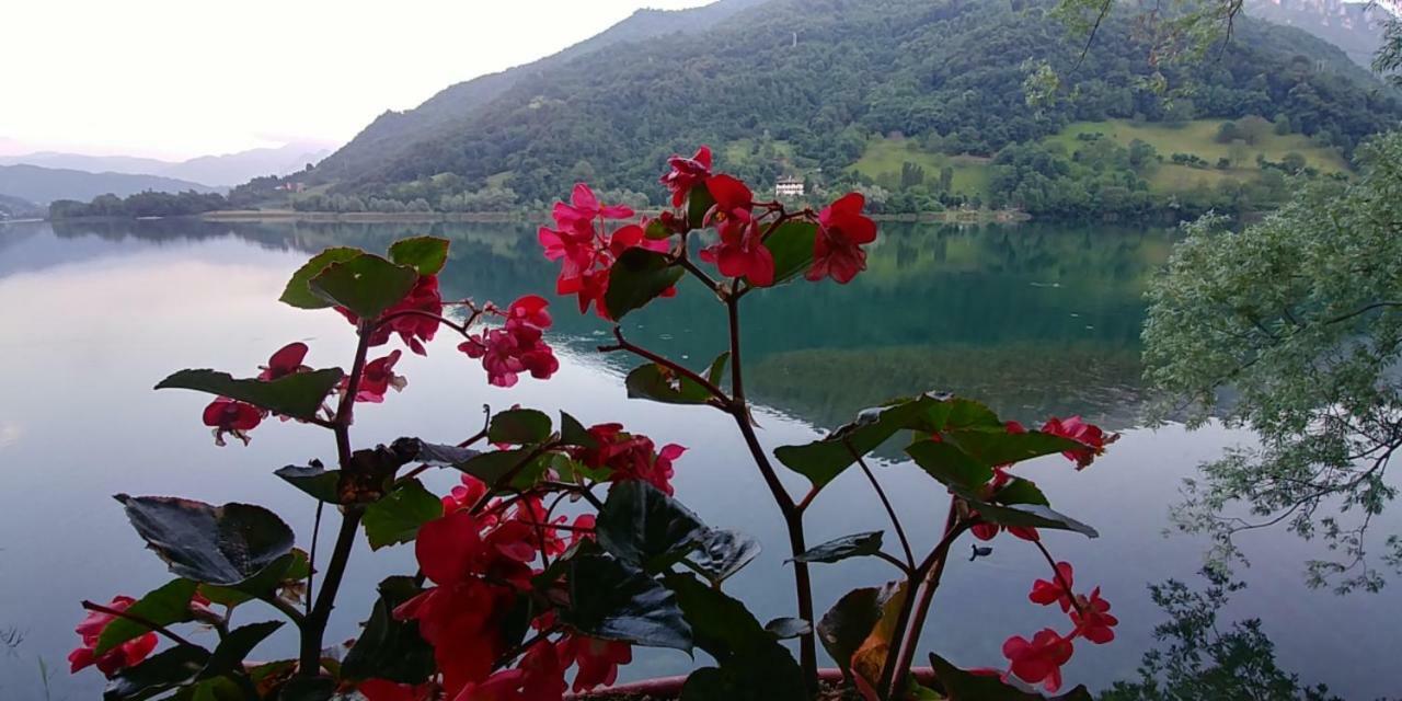 شقة Ranzanico  في Bellavista Lago D'Endine المظهر الخارجي الصورة